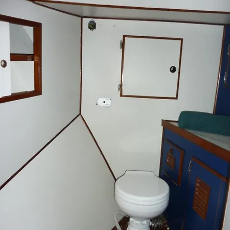 Bateau Papaye Bateau-hôtel Sète